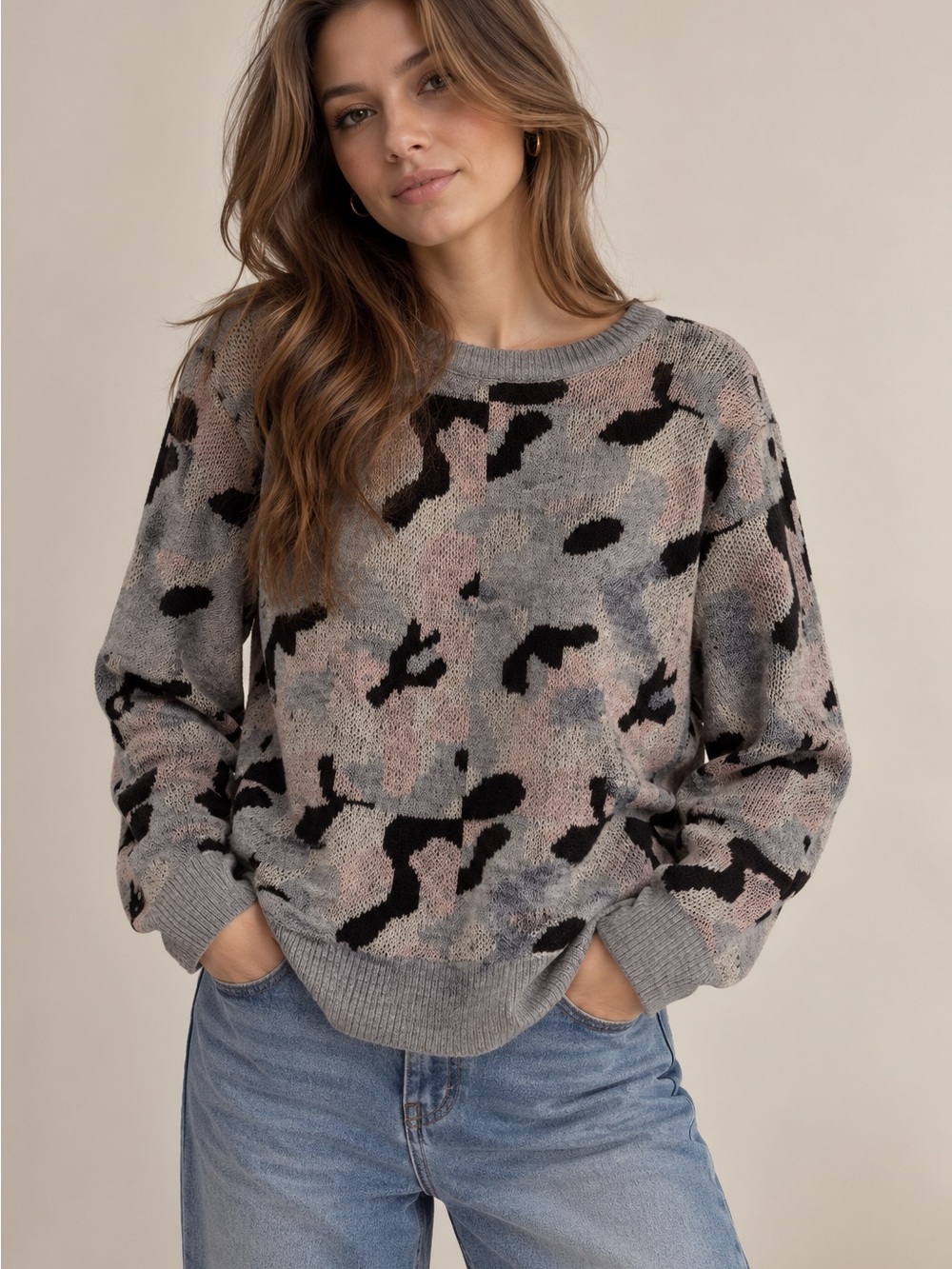 THML Gray & Pink Multi-Print Camo Knit Crewneck Sweater Size Medium